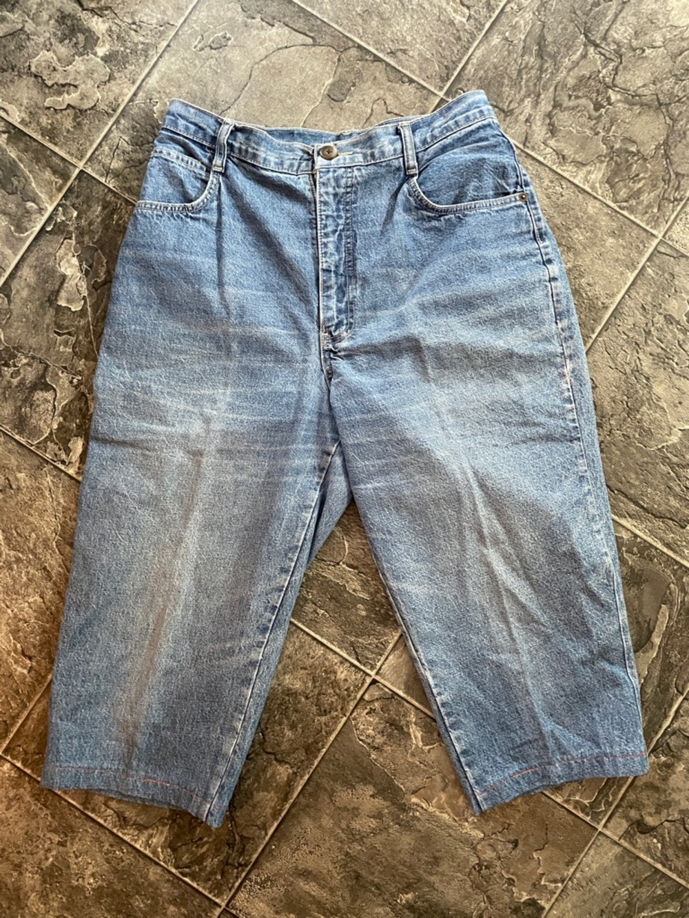 NORTHERN REFLECTIONS Vintage Classic Wash Denim Cropped Capri Cottagecore Jeans